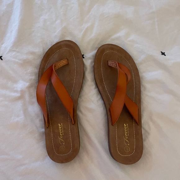 flip flops - Picture 2 of 4